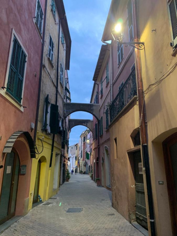 Apartamento Casa del Poeta Riva Ligure Exterior foto